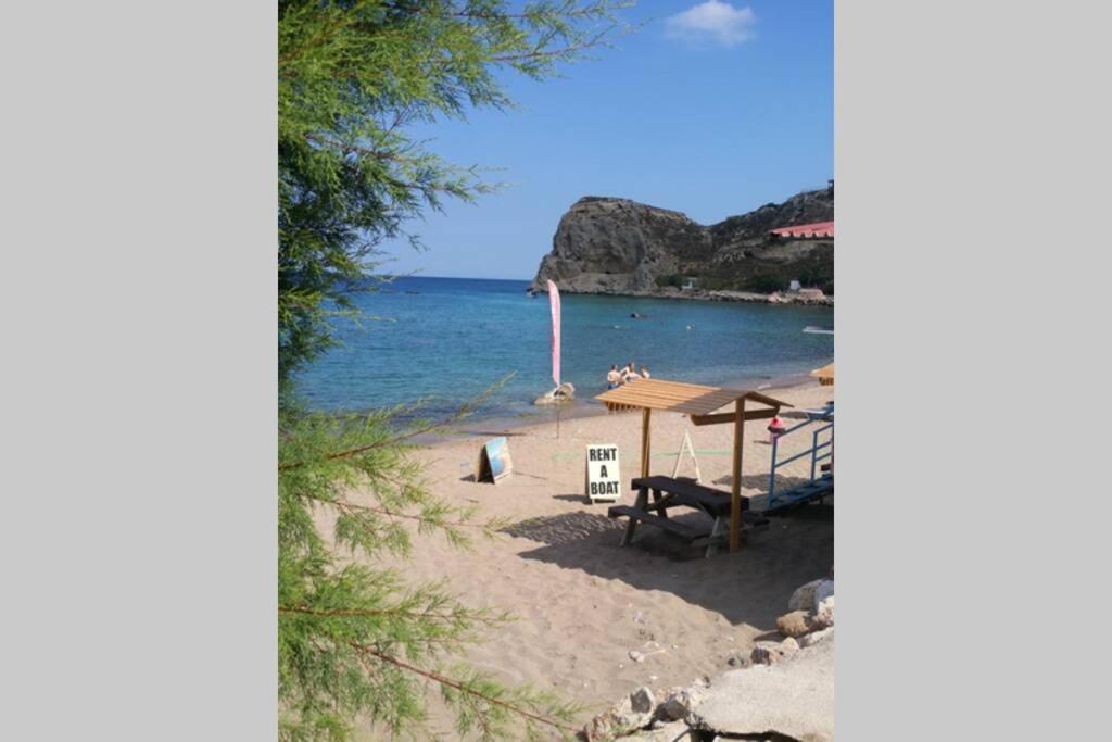 Apartamento Stegna On Sea Apt Archangelos  Exterior foto